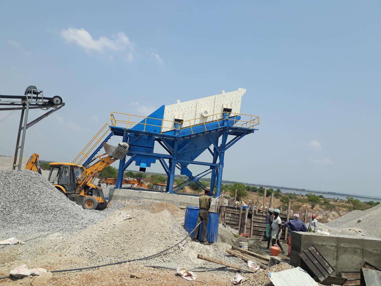 Vibrating Screen Range